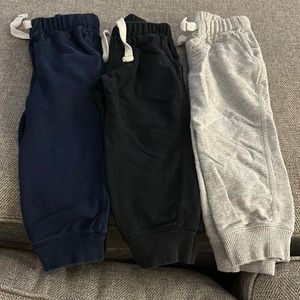 Carters - Sweatpants Bundle - navy, gray, black. 24 month